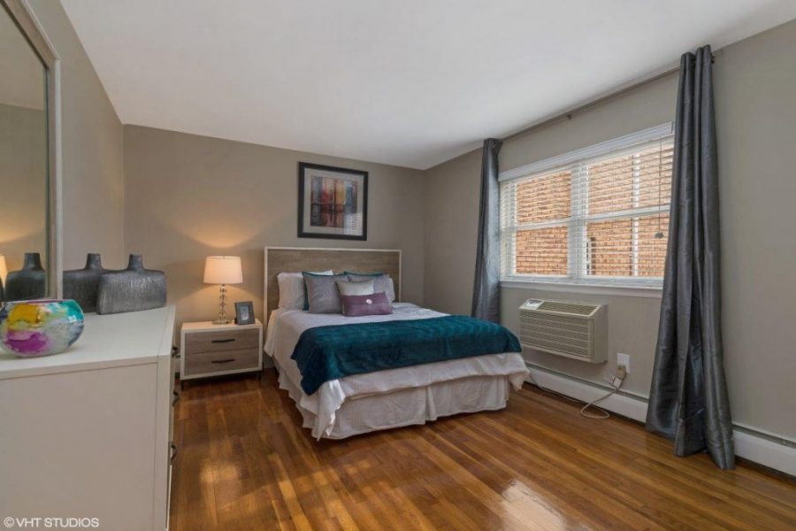 Gallery Metropark Station Apartments