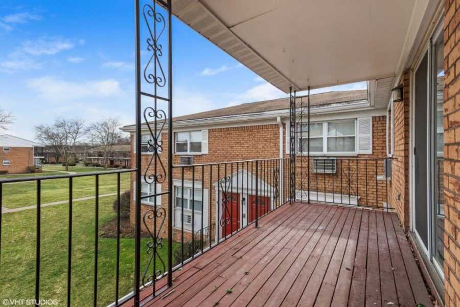 Gallery Metropark Station Apartments